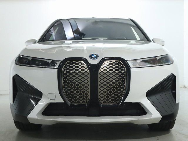Certified 2023 BMW iX M60 w/ Executive Package AWD/4WD image 6
