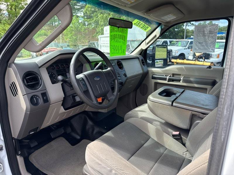 Used 2009 Ford F350 XL AWD/4WD image 5