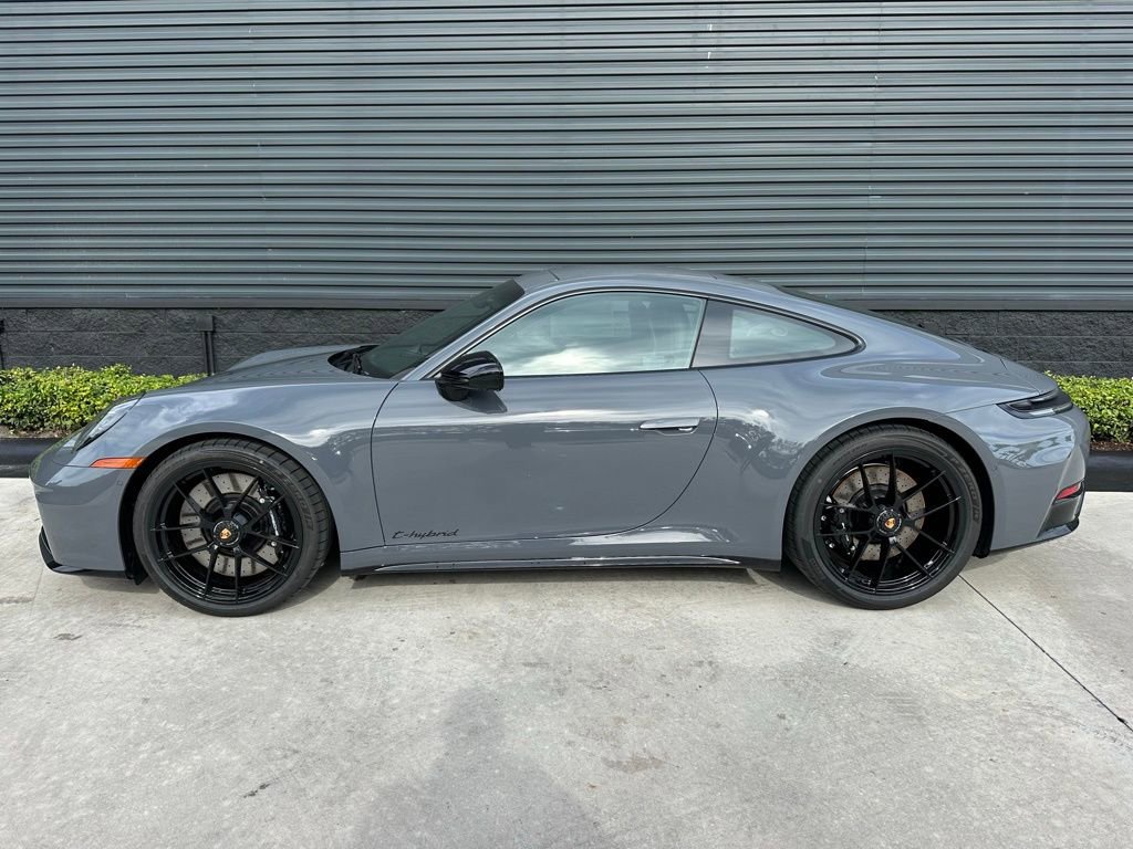 Certified 2026 Porsche 911 Carrera GTS image 2