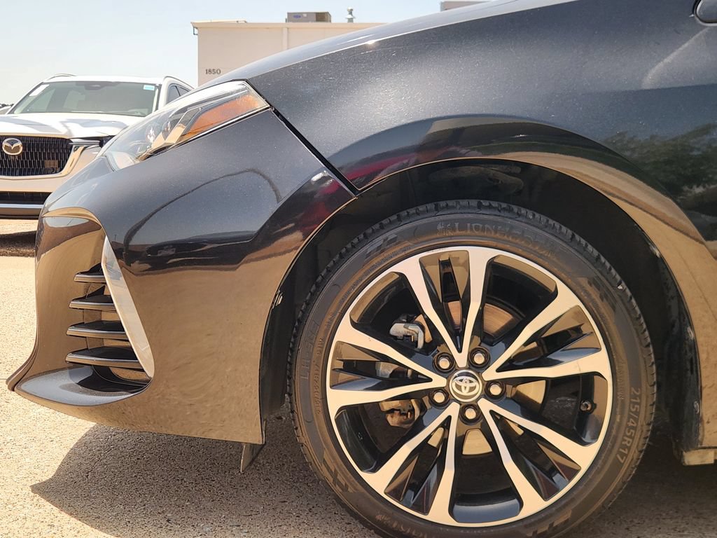 Used 2017 Toyota Corolla SE w/ Carpet Mat Package (TMS) FWD image 10