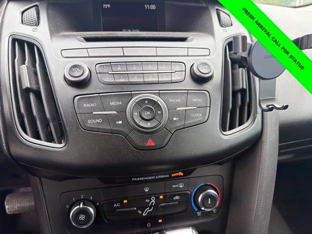Used 2015 Ford Focus SE FWD image 26