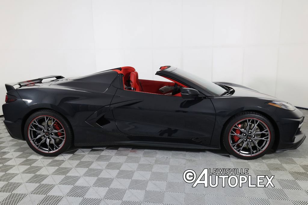 Used 2024 Chevrolet Corvette Stingray Premium Conv w/ Z51 Performance Package RWD image 4