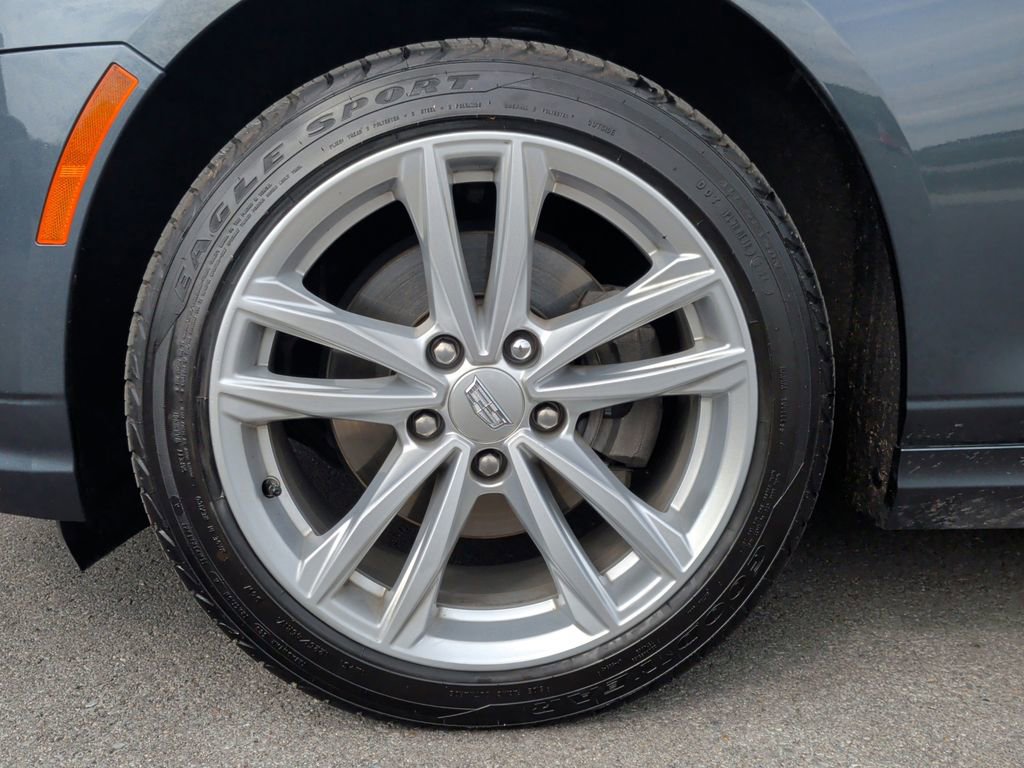Used 2022 Cadillac CT4 Luxury w/ Sun And Sound Package AWD/4WD image 9