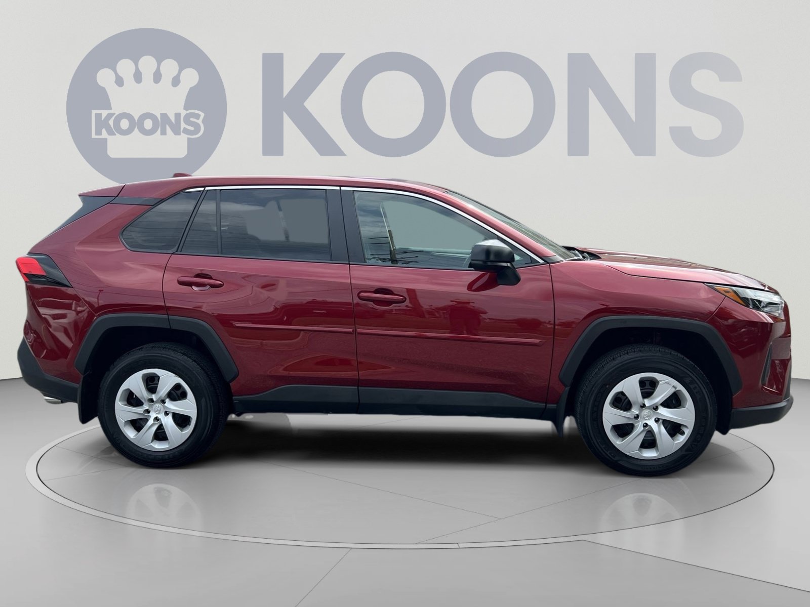 Used 2025 Toyota RAV4 LE AWD/4WD image 8