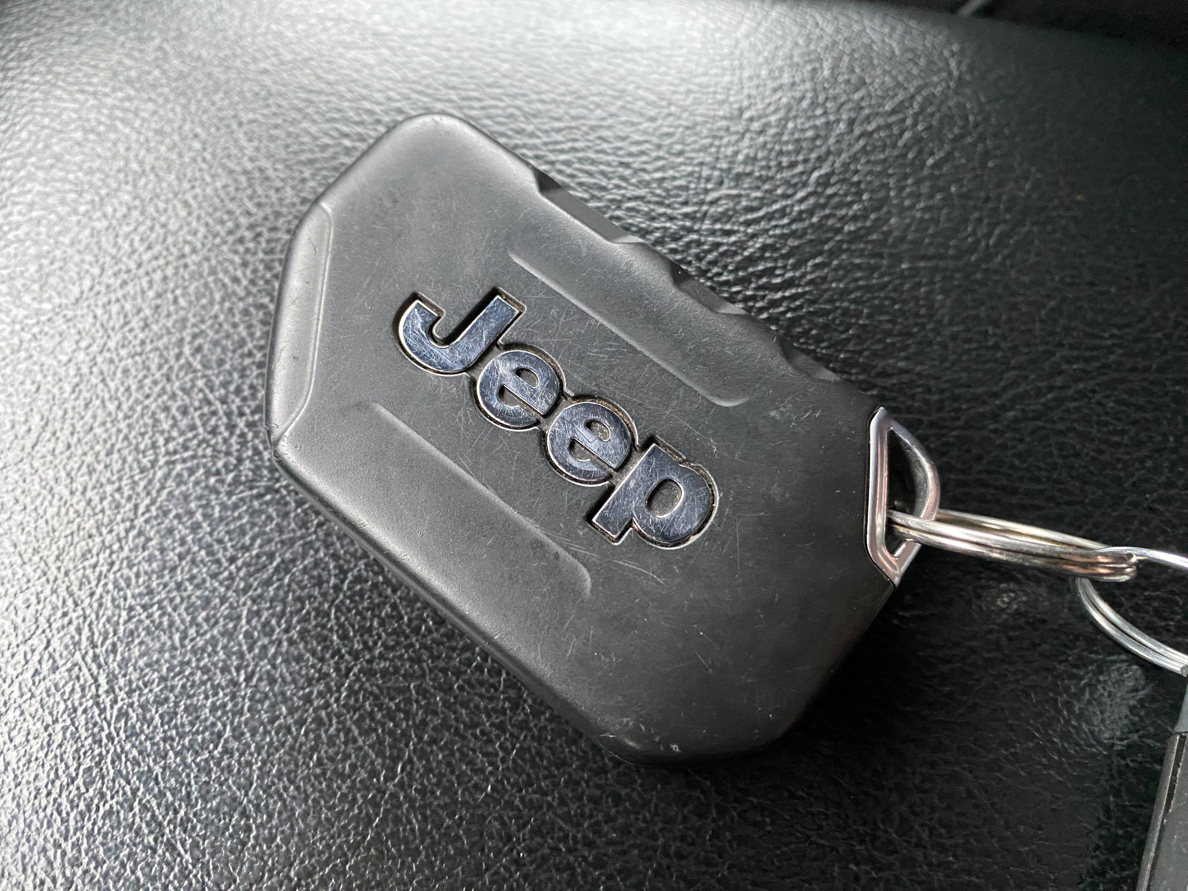 Used 2022 Jeep Gladiator Sport image 37