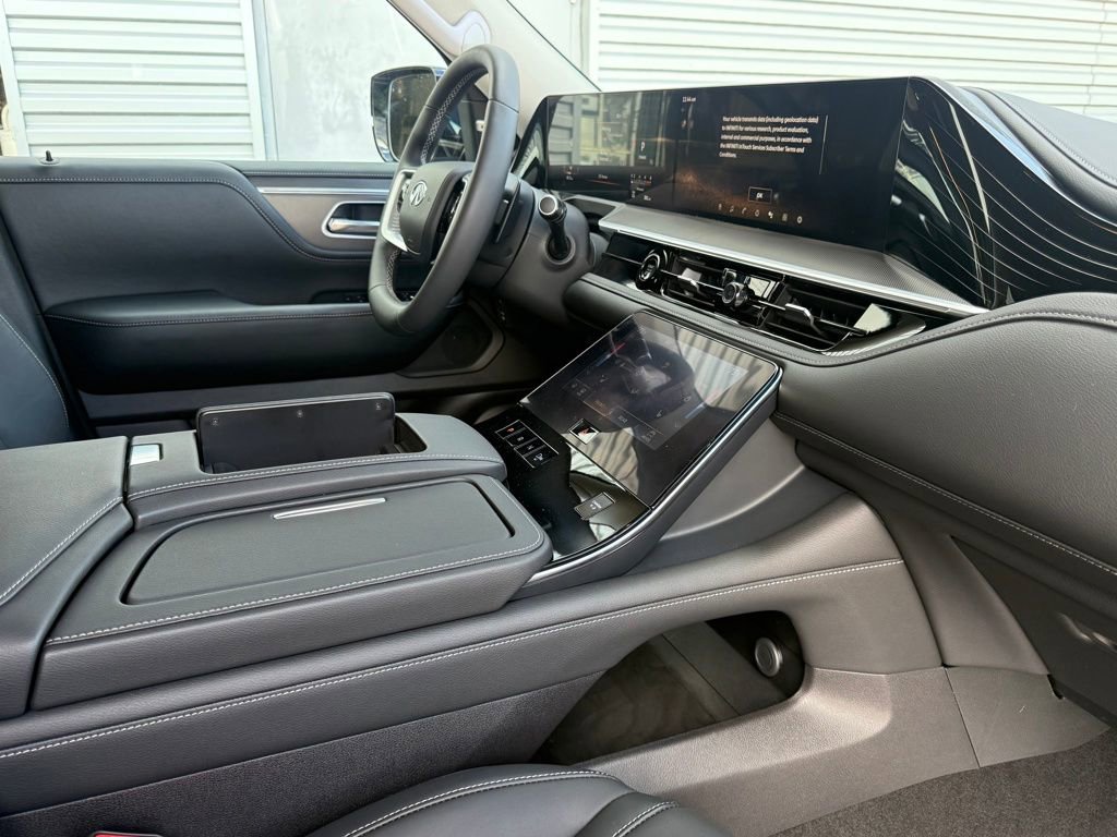 Used 2025 INFINITI QX80 Pure AWD/4WD image 40