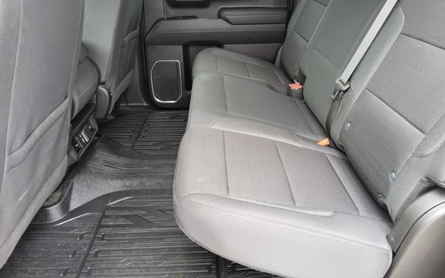 Used 2023 GMC Sierra 1500 SLE AWD/4WD image 29