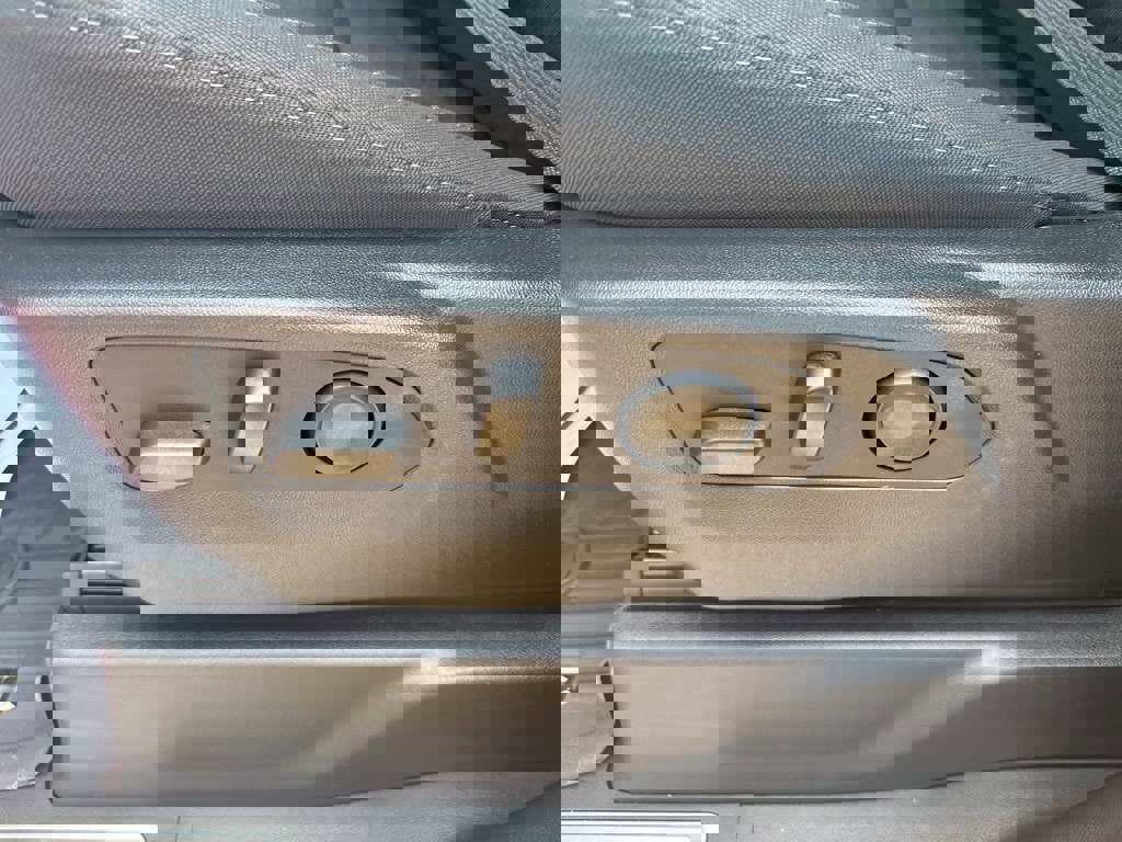 New 2026 Chevrolet Silverado 1500 LT w/ Z71 Off-Road Package image 14