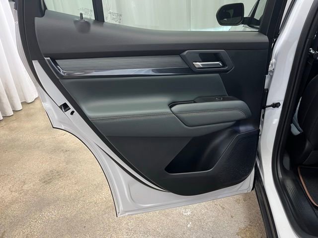 Used 2026 GMC Terrain AT4 w/ Convenience Package III image 27