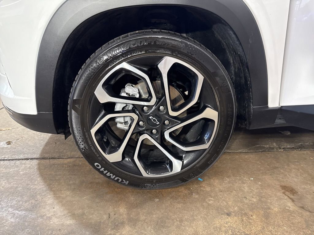Used 2024 Chevrolet Trax RS w/ Driver Confidence Package image 28