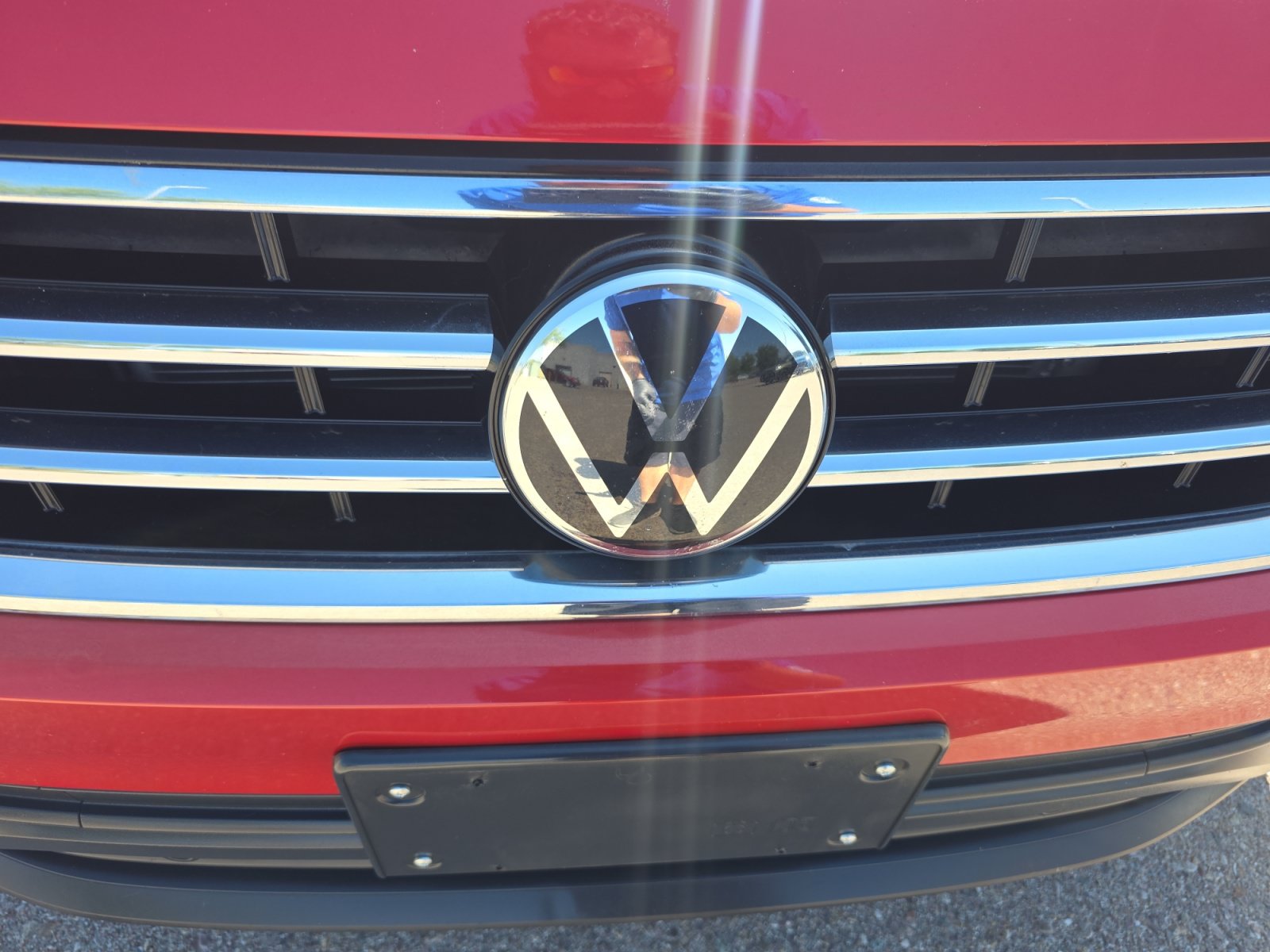 Certified 2022 Volkswagen Tiguan SE FWD image 23