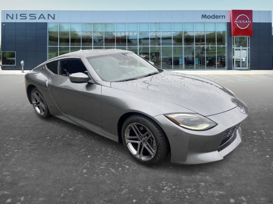 Certified 2024 Nissan Z Sport w/ Floor Mat Package RWD image 3