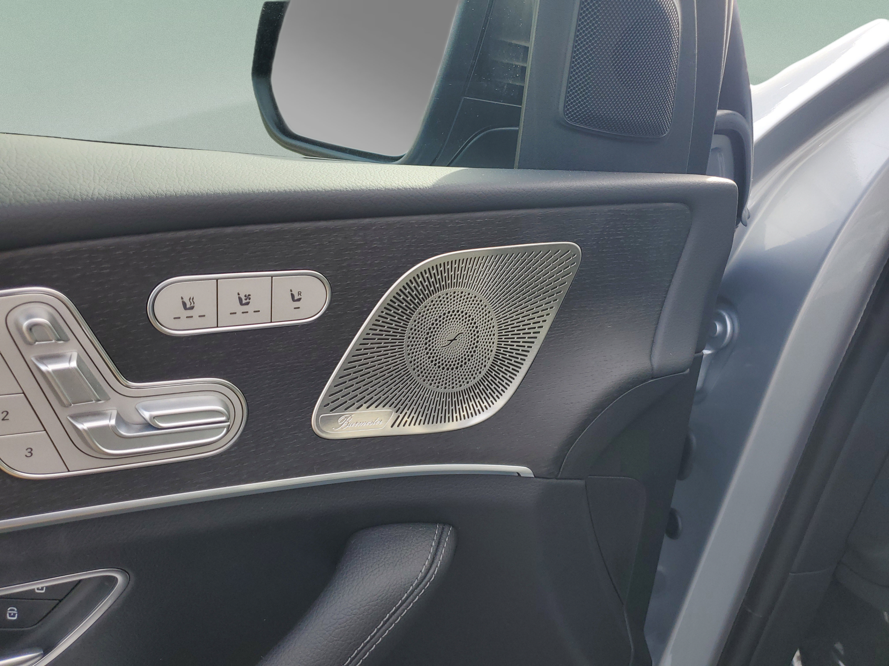 Certified 2026 Mercedes-Benz GLS 450 4MATIC image 16