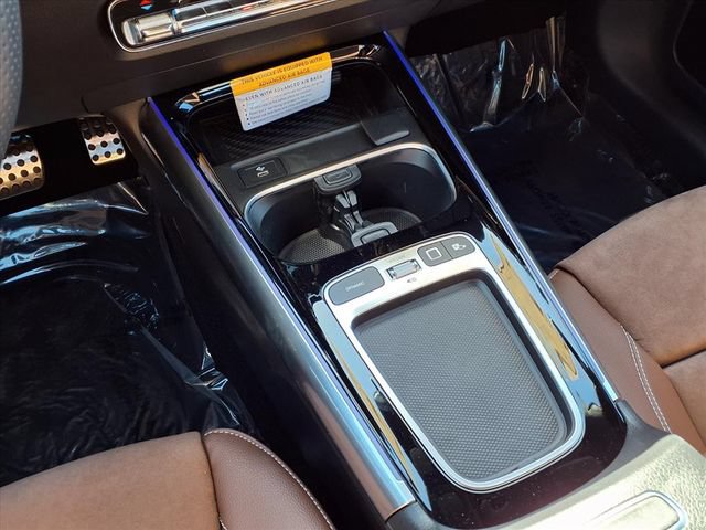 New 2026 Mercedes-Benz GLA 35 AMG 4MATIC image 7
