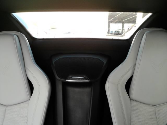 Used 2021 Chevrolet Corvette Stingray Convertible w/ Z51 Performance Package RWD image 38