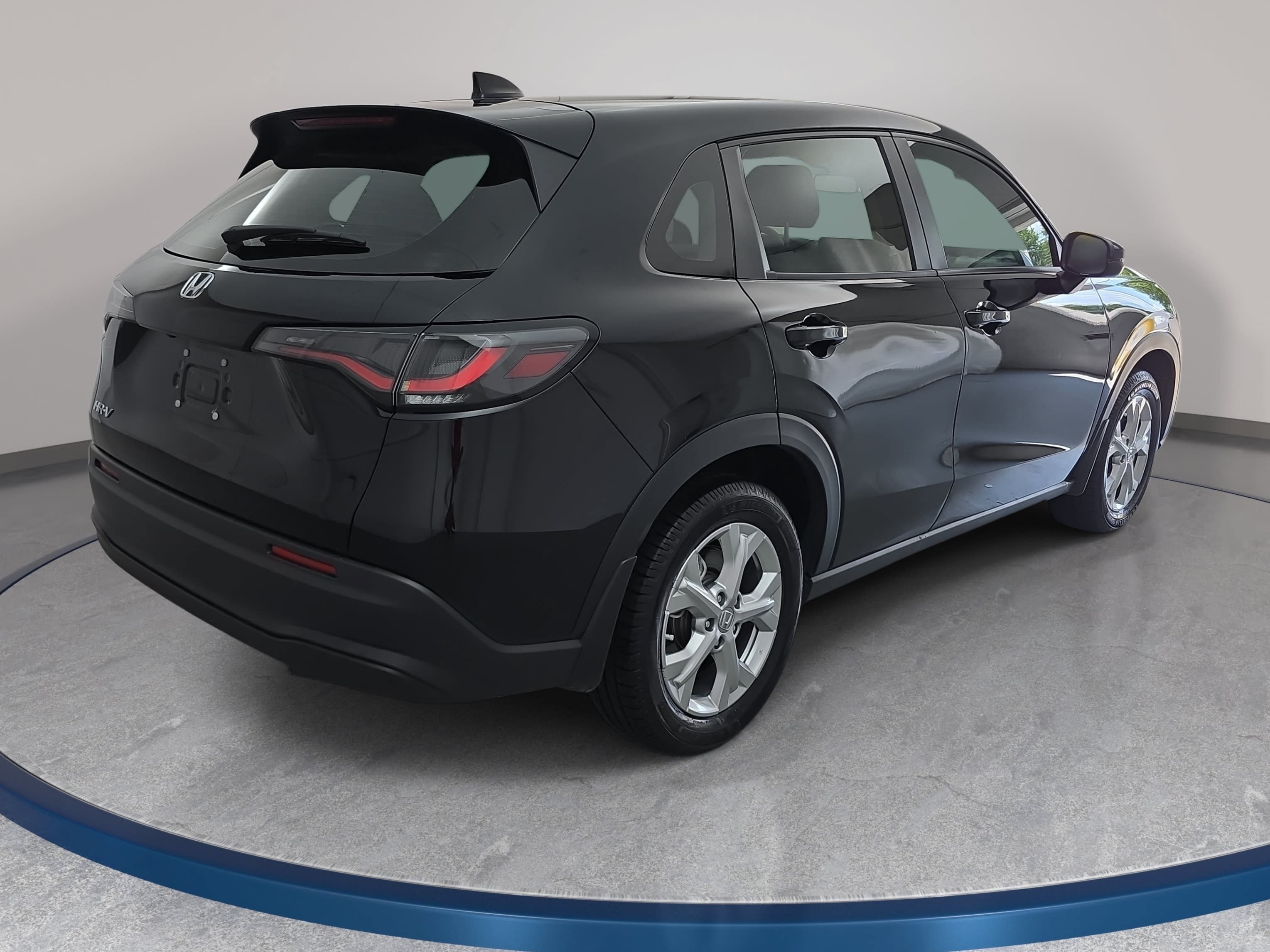 Used 2024 Honda HR-V LX image 5