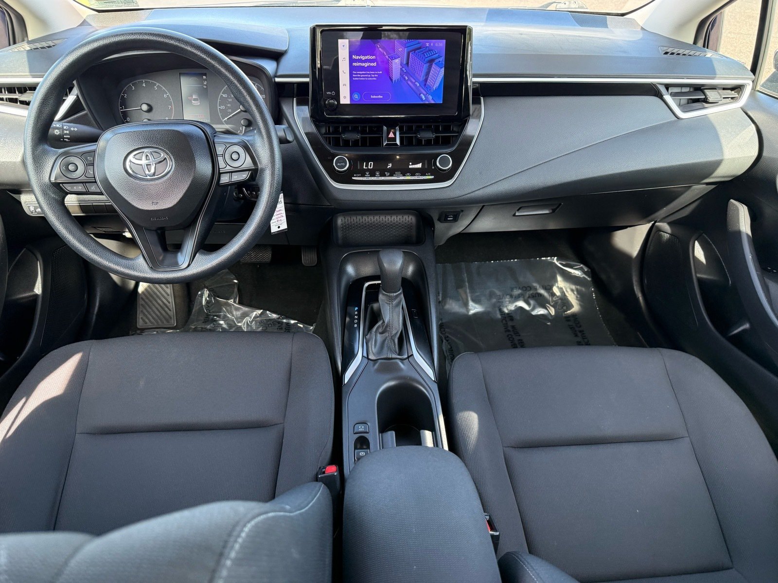 Used 2024 Toyota Corolla LE FWD image 27