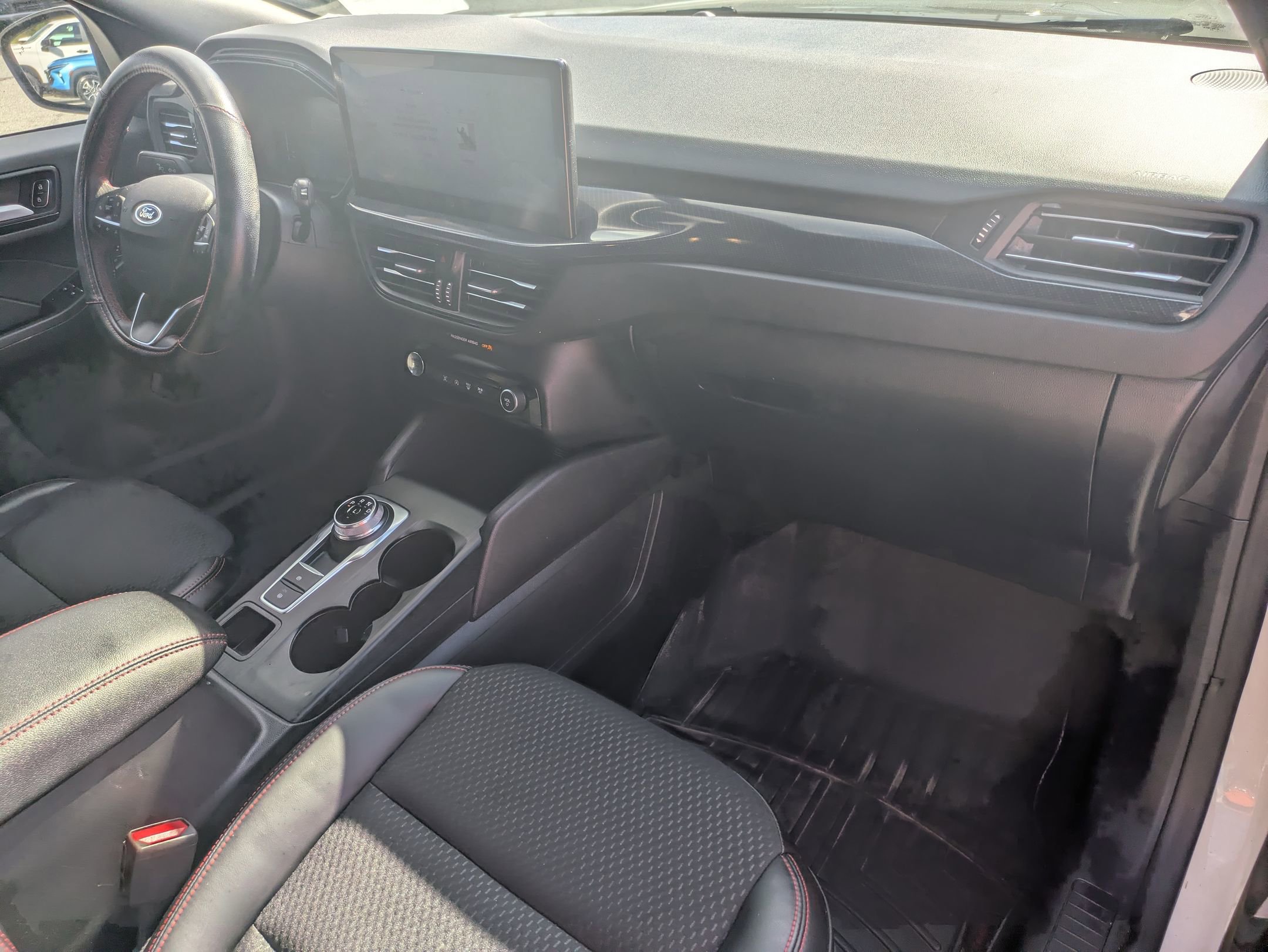 Used 2024 Ford Escape ST-Line w/ Tech Pack #1 FWD image 30
