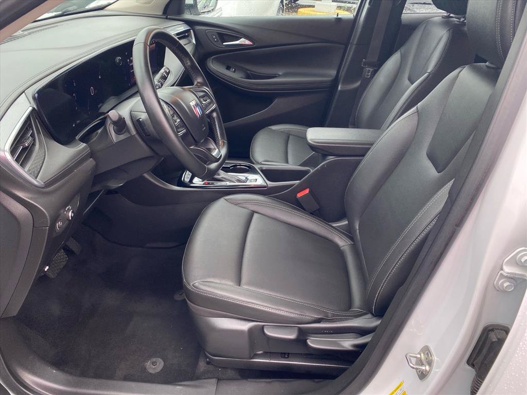 Used 2024 Buick Encore GX Sport Touring AWD/4WD image 9