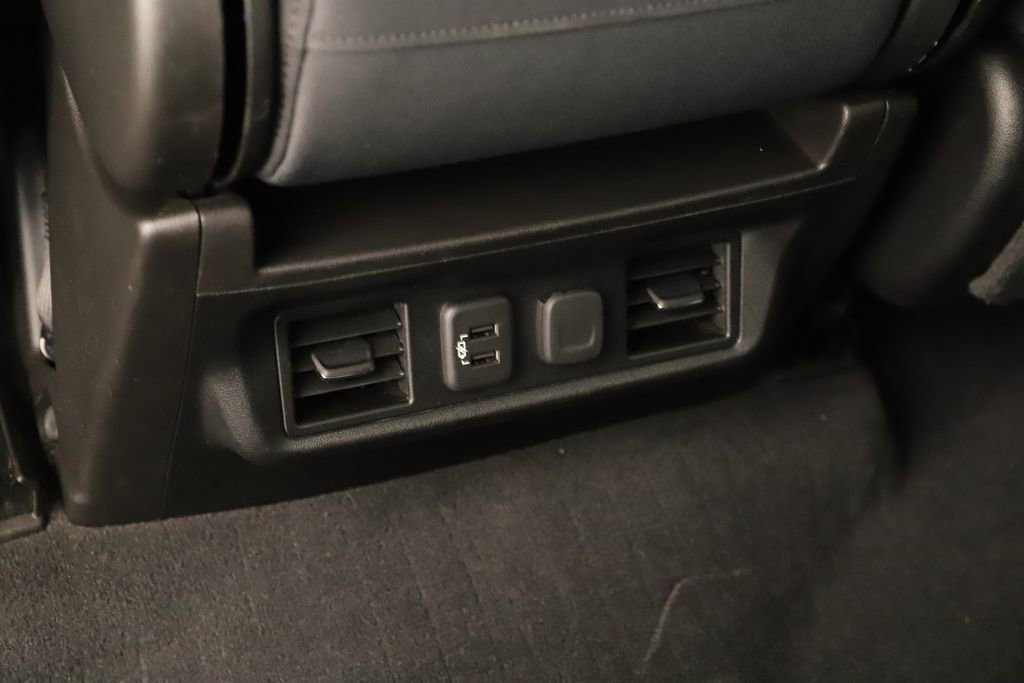 Used 2019 Chevrolet Silverado 1500 RST AWD/4WD image 21