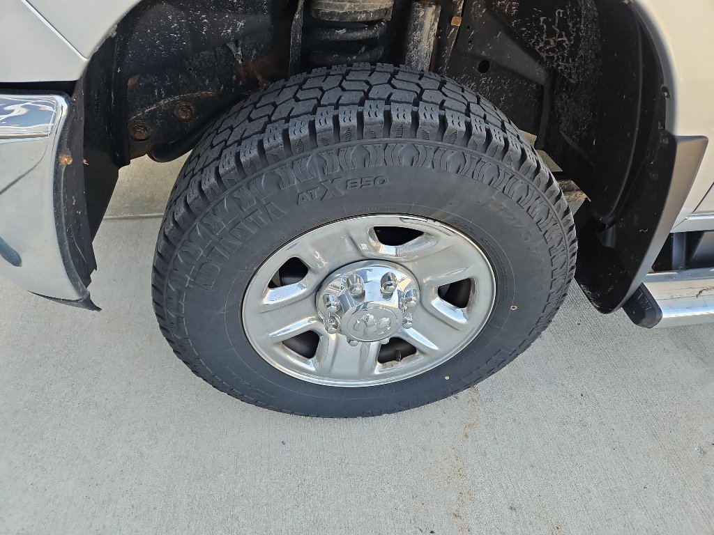 Used 2018 RAM 3500 Tradesman w/ Chrome Appearance Group image 3