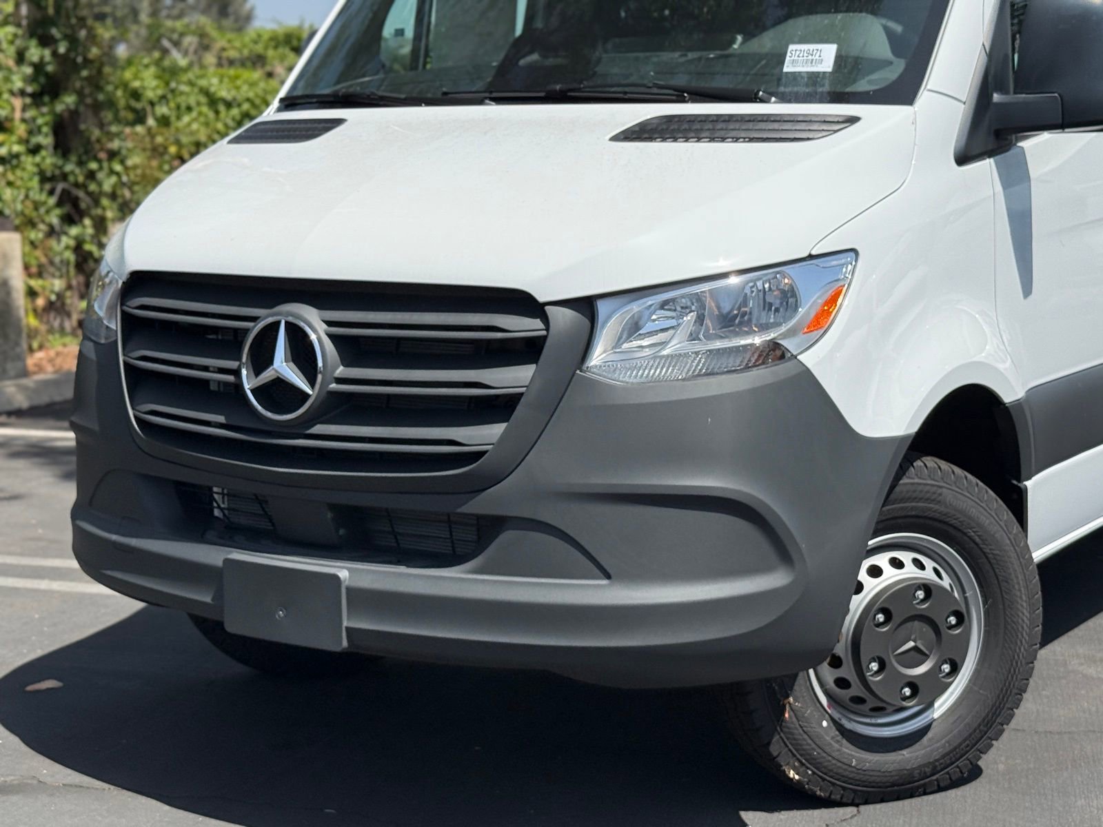 New 2025 Mercedes-Benz Sprinter 3500 image 3
