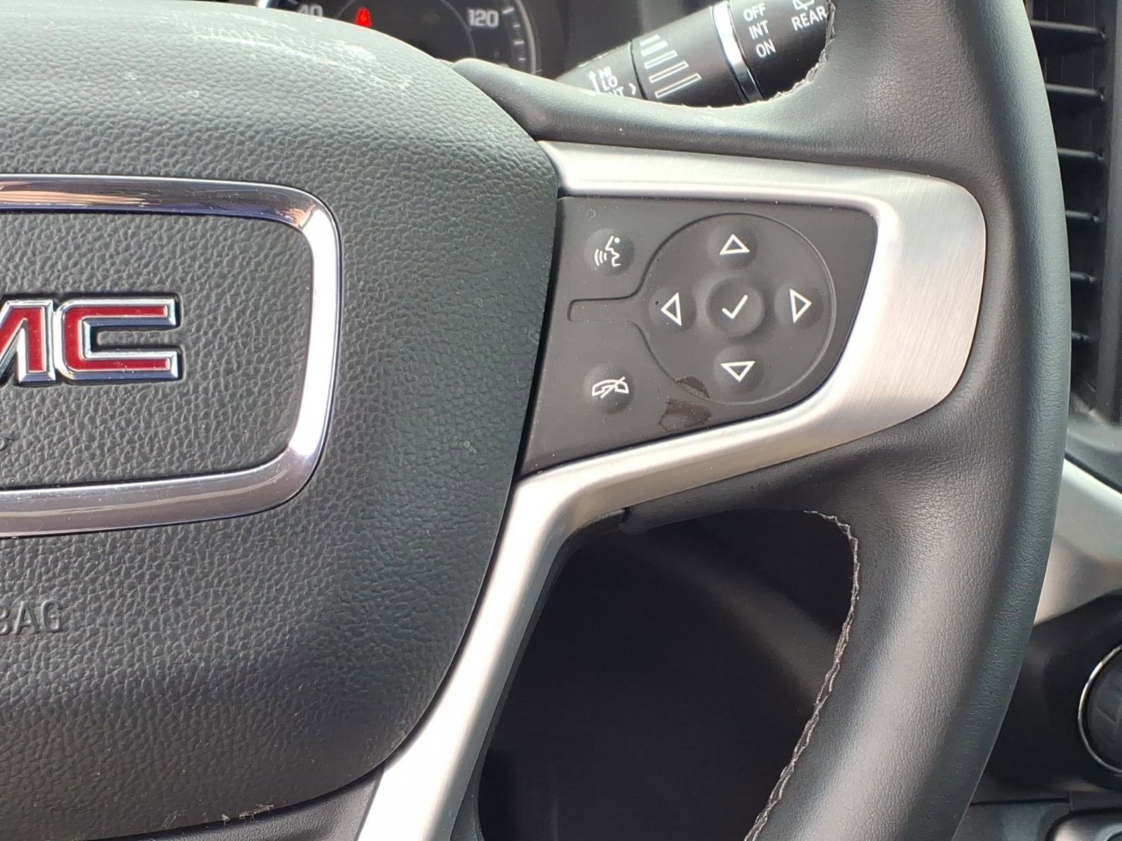 Used 2023 GMC Acadia SLT w/ LPO, Floor Liner Package FWD image 19