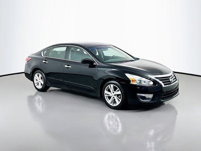 Used 2014 Nissan Altima 2.5 SV FWD image 2