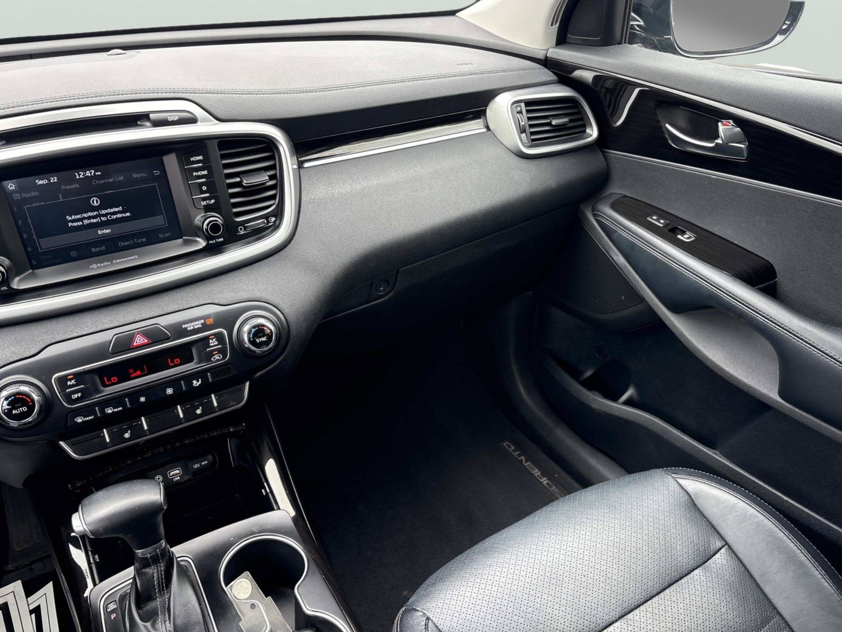 Used 2019 Kia Sorento EX AWD/4WD image 10