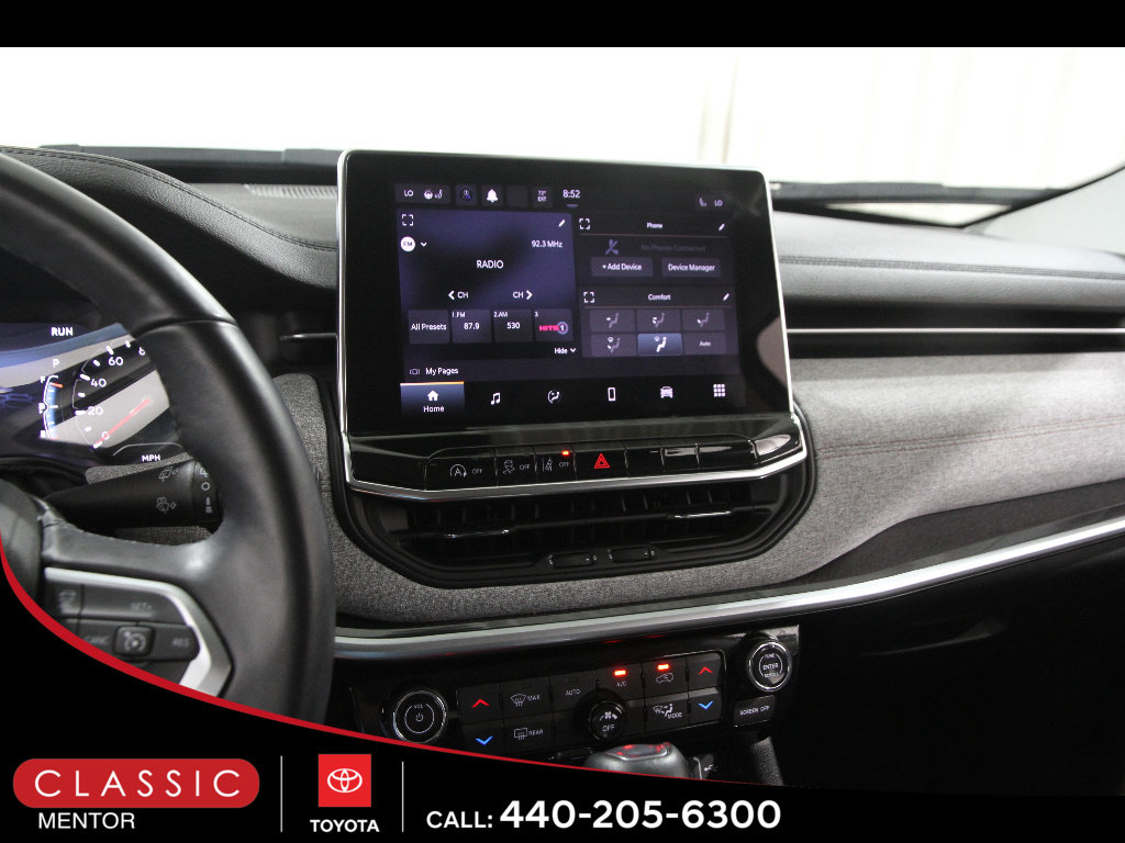 Used 2022 Jeep Compass Latitude w/ Sun and Sound Group AWD/4WD image 10