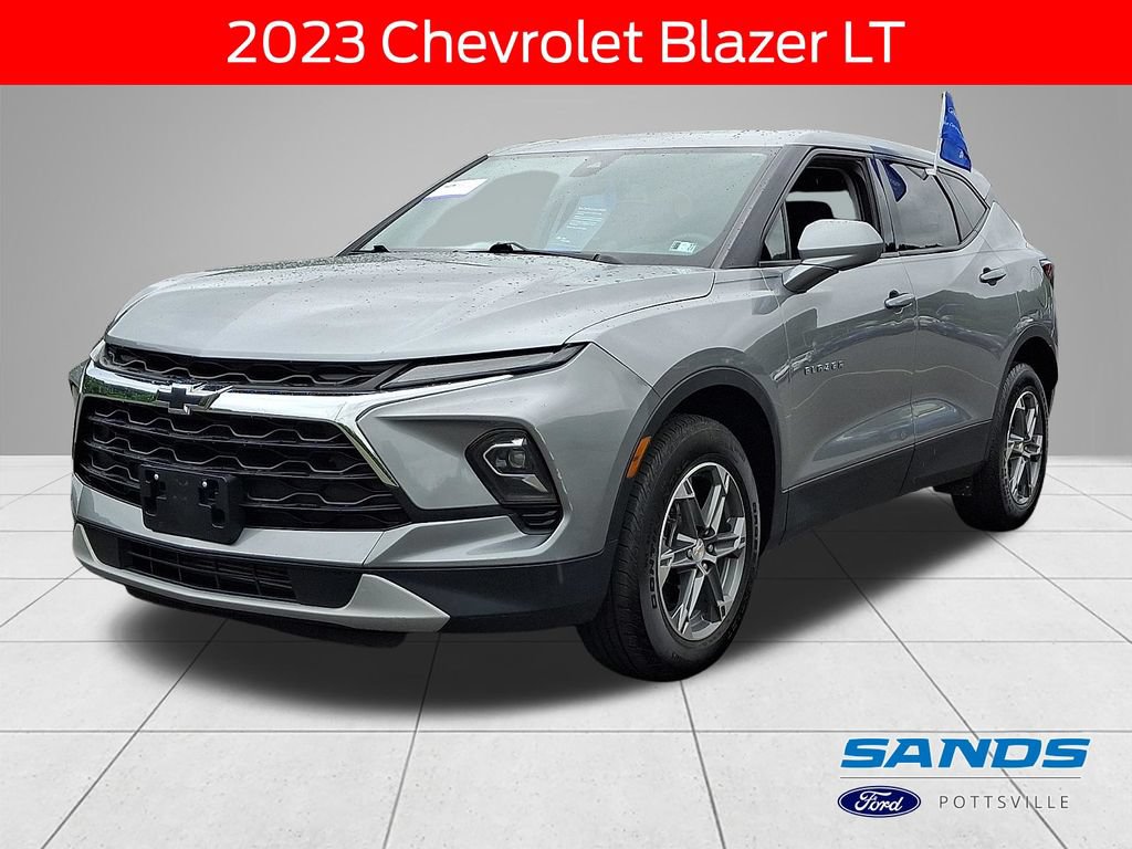 Used 2023 Chevrolet Blazer LT w/ Driver Confidence Package AWD/4WD image 1