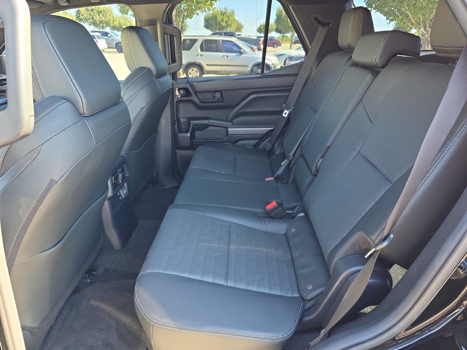 Used 2025 Toyota 4Runner TRD Sport Premium AWD/4WD image 11