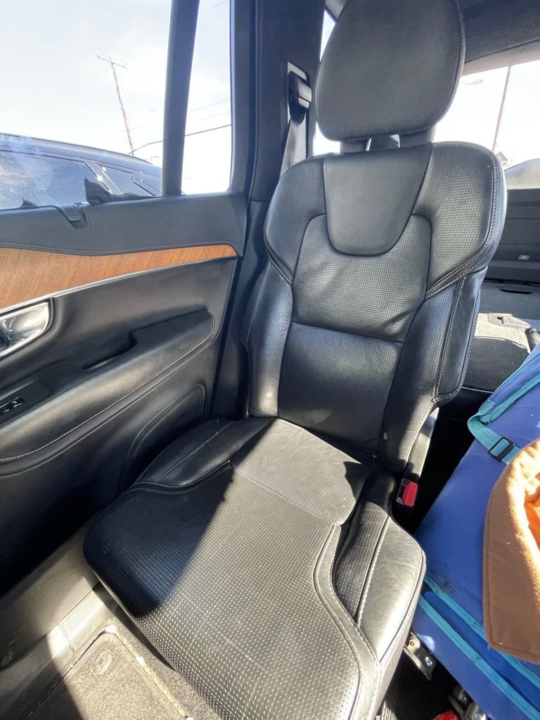 Used 2020 Volvo XC90 T8 Inscription image 34