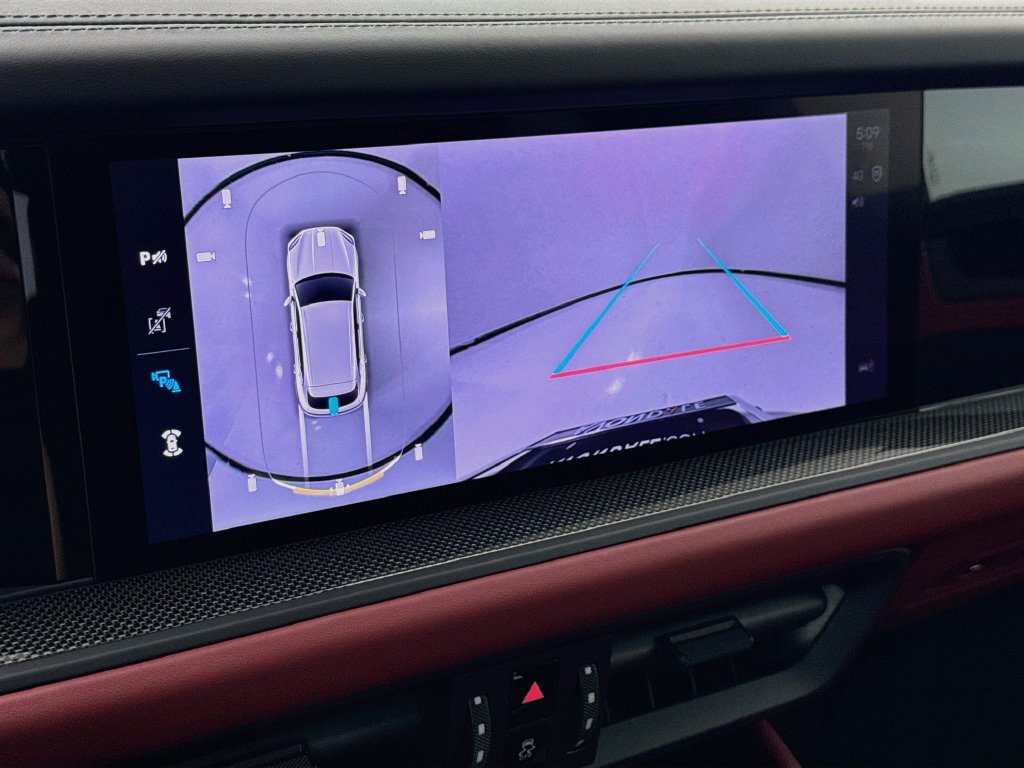 New 2026 Porsche Cayenne GTS AWD/4WD image 20