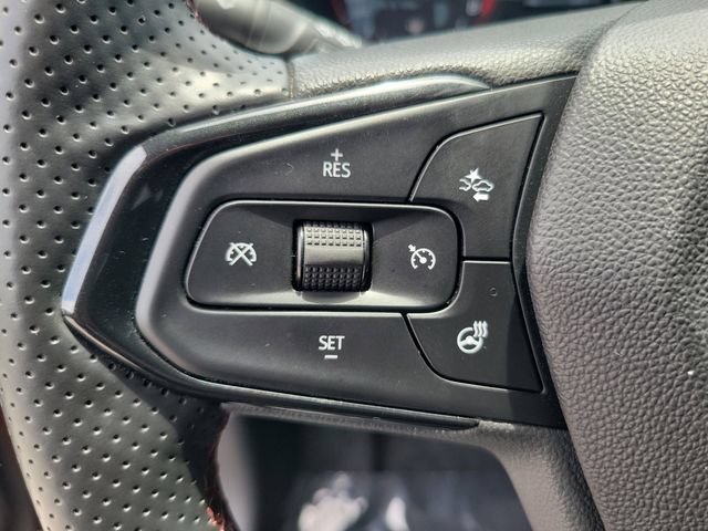 Used 2025 Chevrolet Trax RS w/ Driver Confidence Package FWD image 24