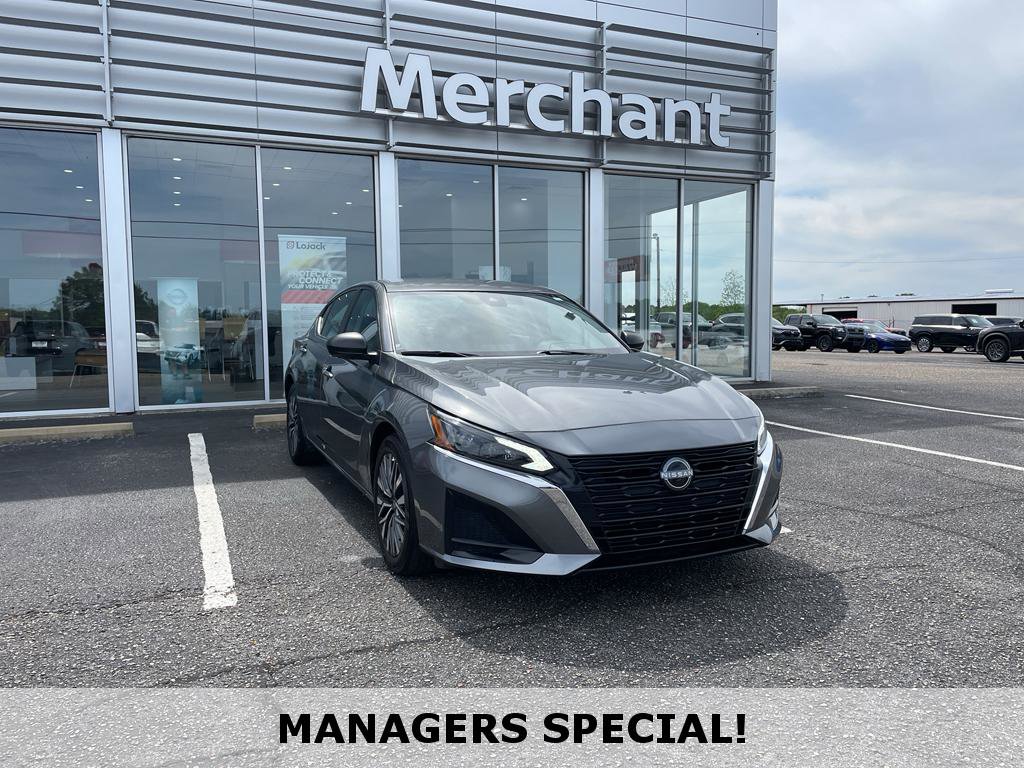 Used 2025 Nissan Altima 2.5 SV