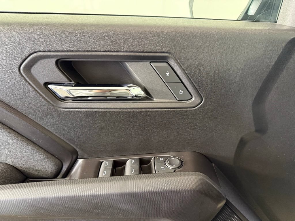 Used 2024 Chevrolet Colorado LT w/ LT Convenience Package RWD image 18