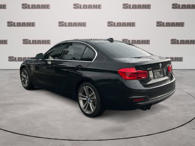 Used 2018 BMW 330i xDrive Sedan AWD/4WD image 3