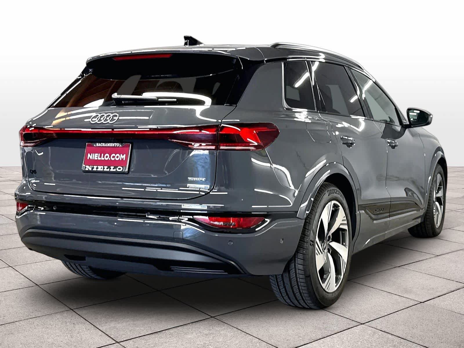 Used 2025 Audi Q6 e-tron Prestige w/ Black Warm Weather Package AWD/4WD image 14