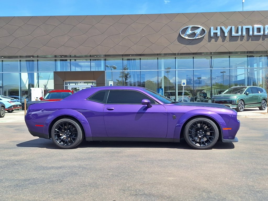 Used 2023 Dodge Challenger SRT Hellcat RWD image 2