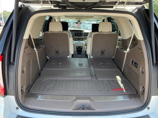 Used 2021 GMC Yukon Denali w/ Denali Ultimate Package AWD/4WD image 20