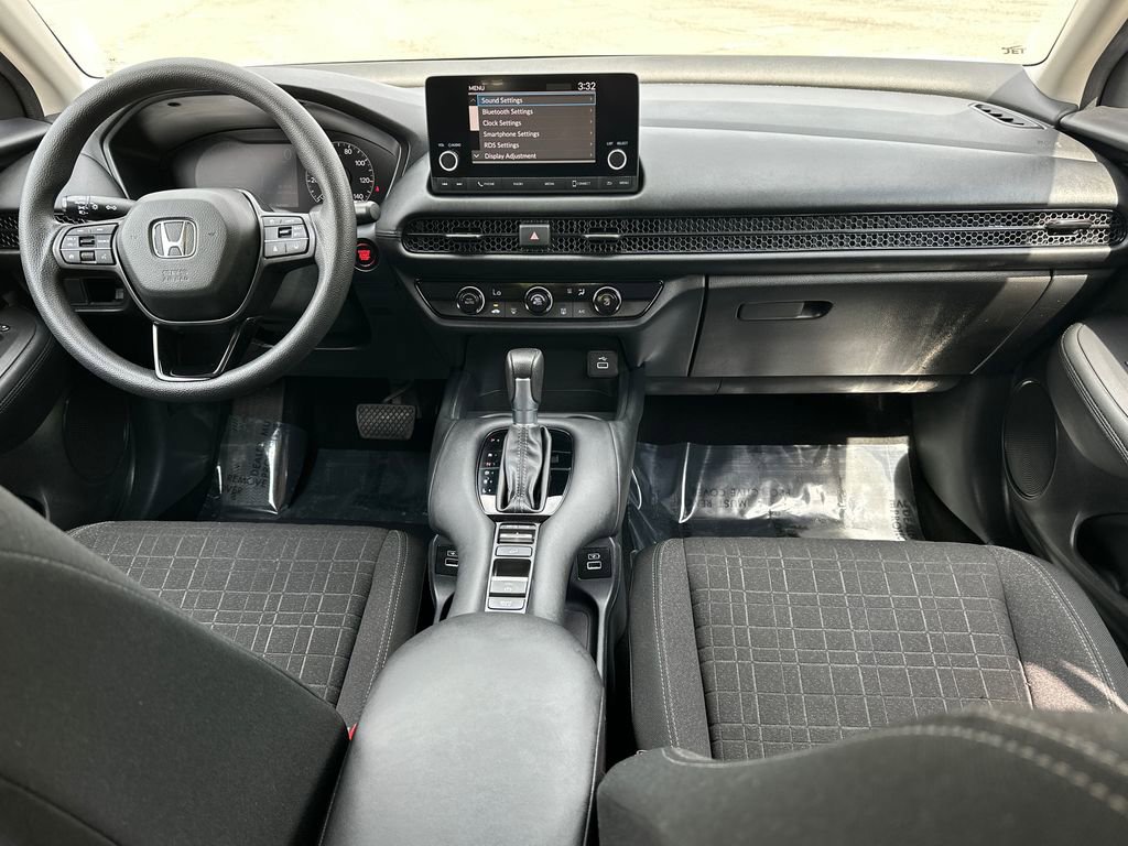 Used 2023 Honda HR-V LX image 15