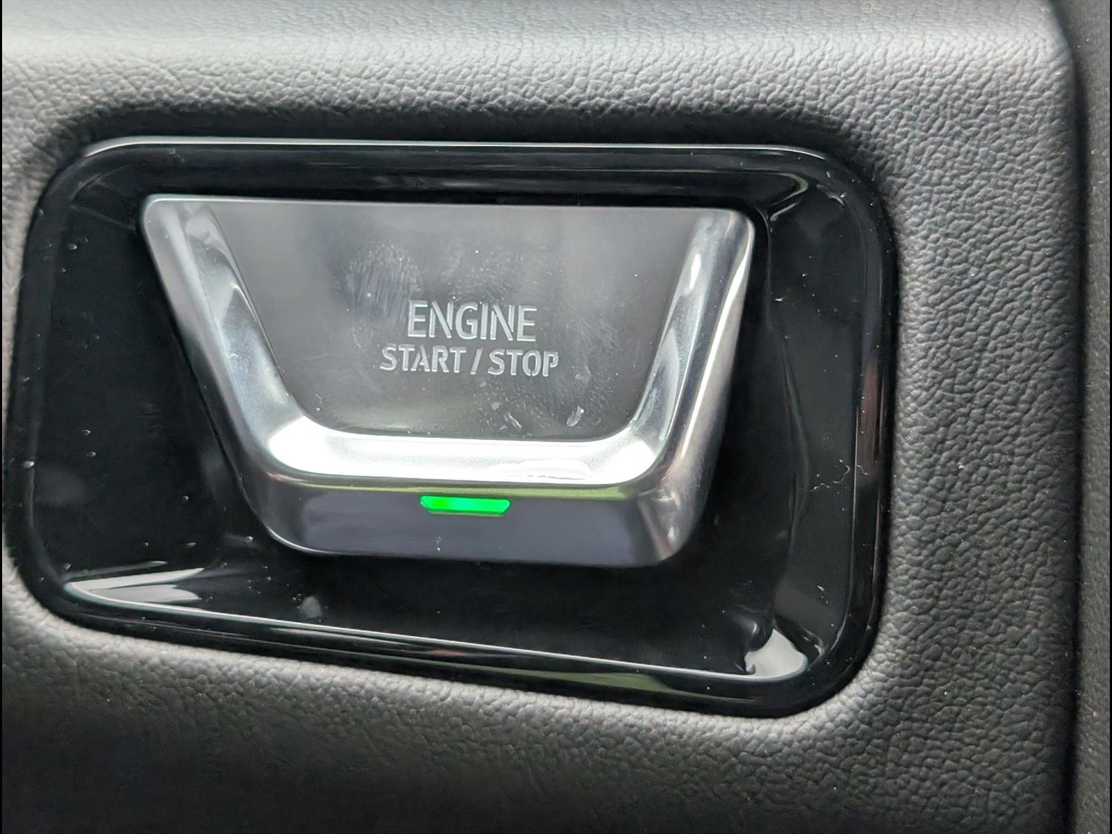 New 2026 GMC Yukon XL Denali w/ Denali Reserve Package image 14