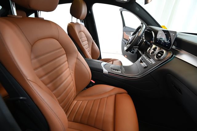 Used 2023 Mercedes-Benz GLC 43 AMG 4MATIC Coupe image 29