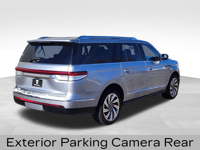 Certified 2023 Lincoln Navigator L Reserve image 10