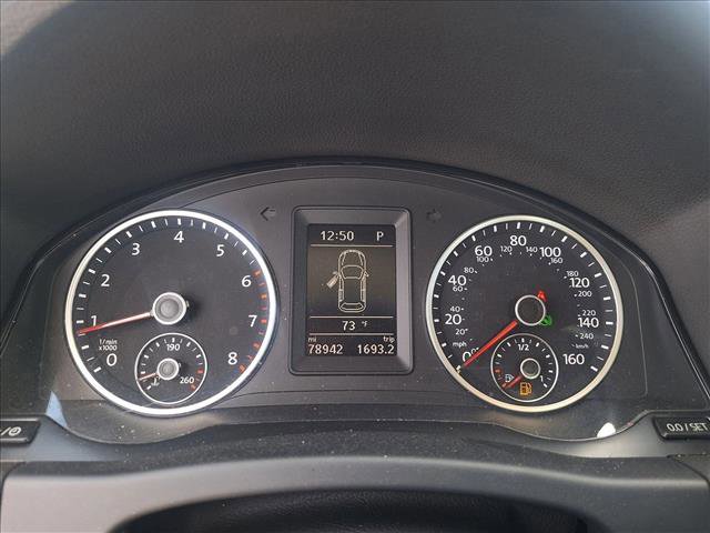 Used 2017 Volkswagen Tiguan Limited w/ Alloy Wheels Package FWD image 11