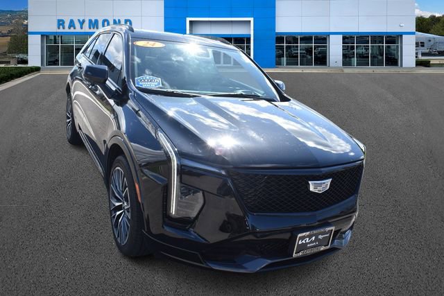 Certified 2024 Cadillac XT4 Sport w/ Technology Package image 9