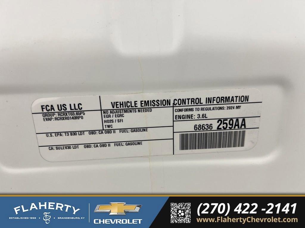 Used 2024 Chrysler Pacifica Touring-L FWD image 15