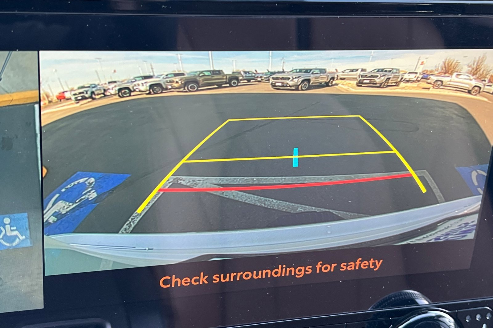 New 2025 Toyota Highlander XLE image 17