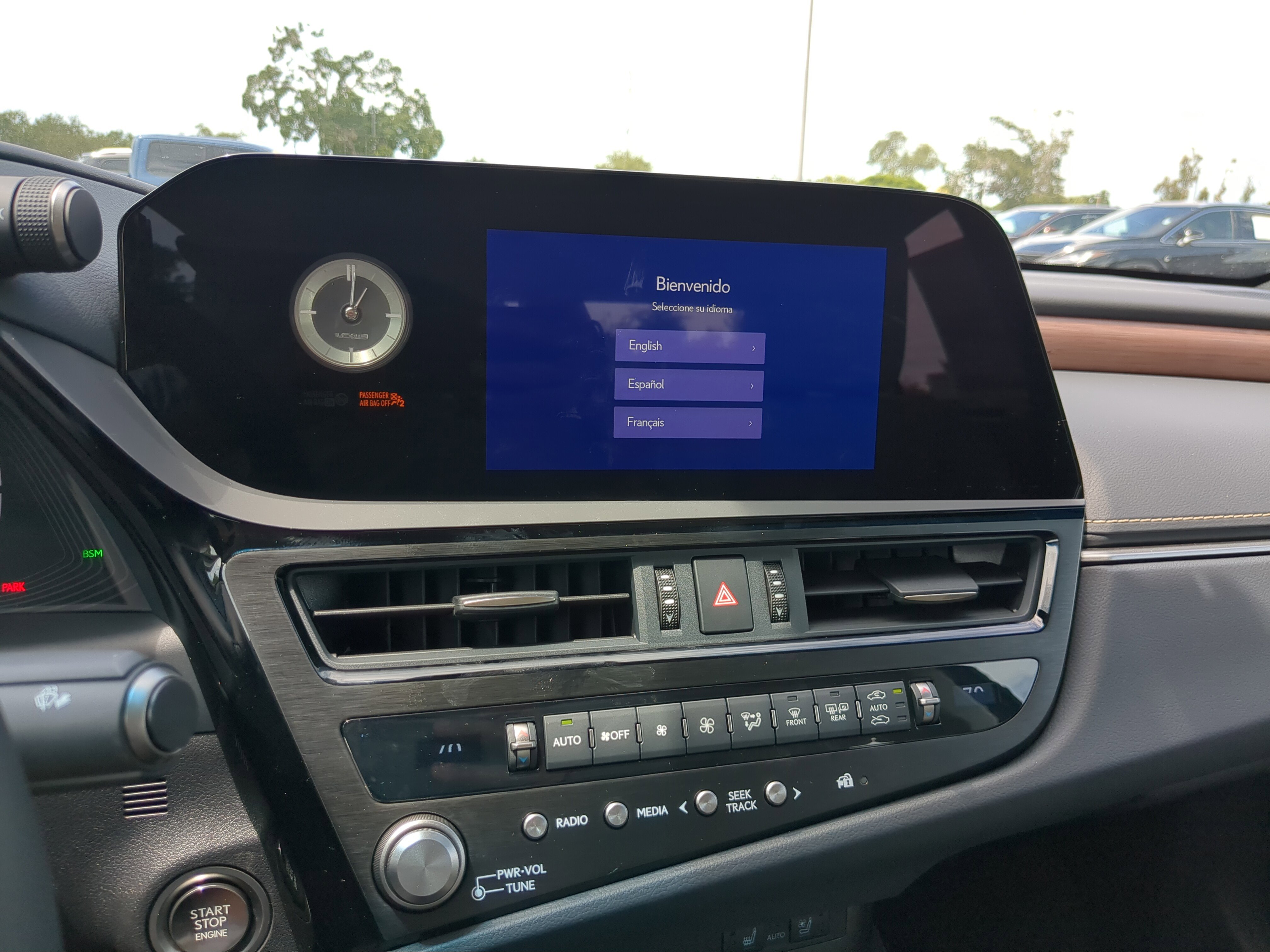 New 2025 Lexus ES 350 w/ Premium Package image 19